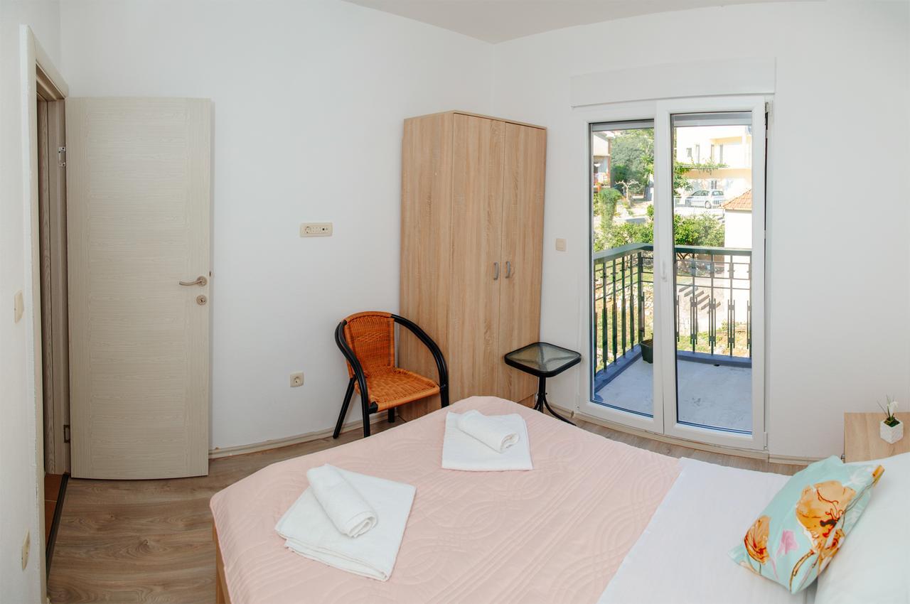 Apartmani Mozaici ريسان المظهر الخارجي الصورة